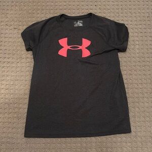under armor athletic shirt